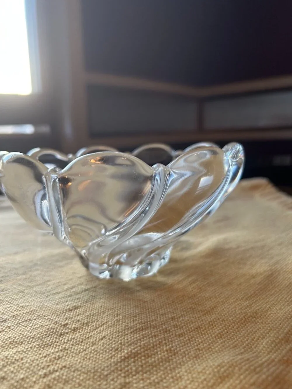 Mikasa  peppermint  swirl Crystal Candy dish  with scalloped  edge   5.5 in dia